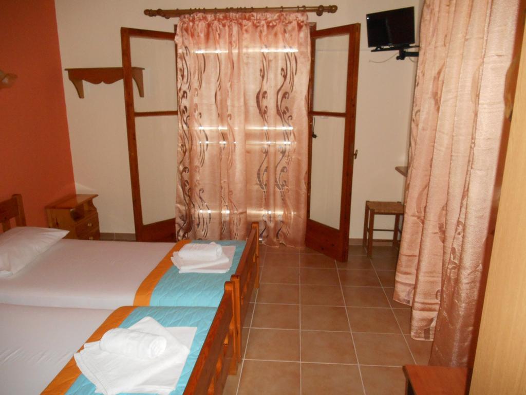 Violetta Studios & Apartments Milina Bilik gambar
